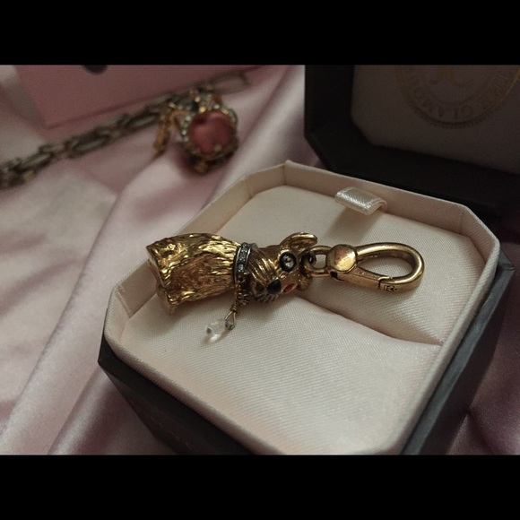 Juicy Couture Golden Scotty Bracelet Charm - Picture 5 of 8
